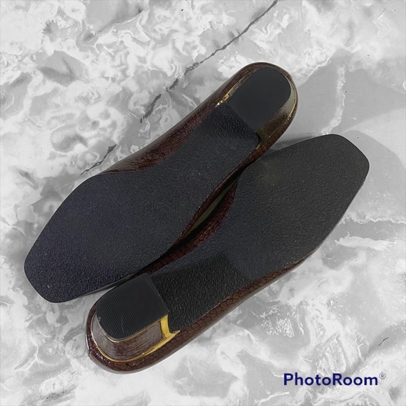 J. Renee Brown Snakeskin Patterned Shoes - Picture 8 of 9